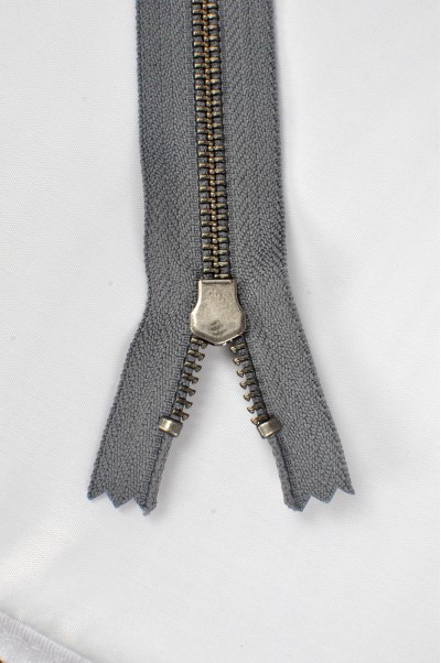 ZIP058 2號拉鏈 單頭拉鏈款式  紅古銅牙拉鏈  密尾拉鏈  不設單獨拉鍊訂購 細節-2